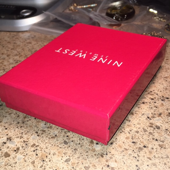 Nine West NEW box Teal green blue inlaid earring necklace Silvertone gift set - Picture 14 of 17